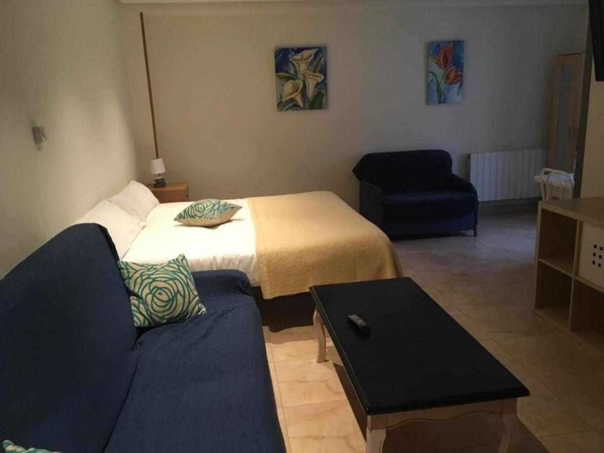 Apartamentos Mugarri Poveña Kültér fotó