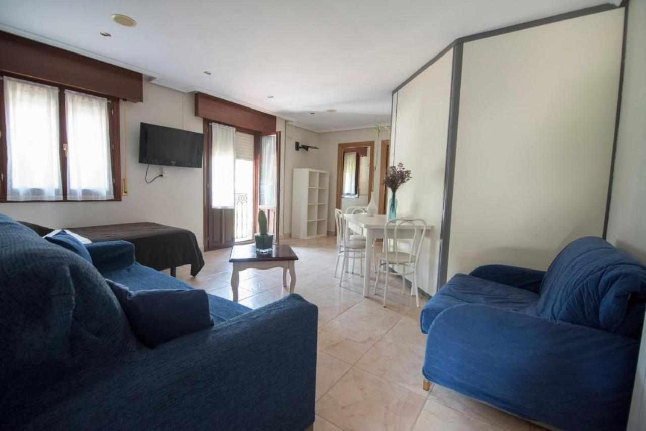 Apartamentos Mugarri Poveña Kültér fotó